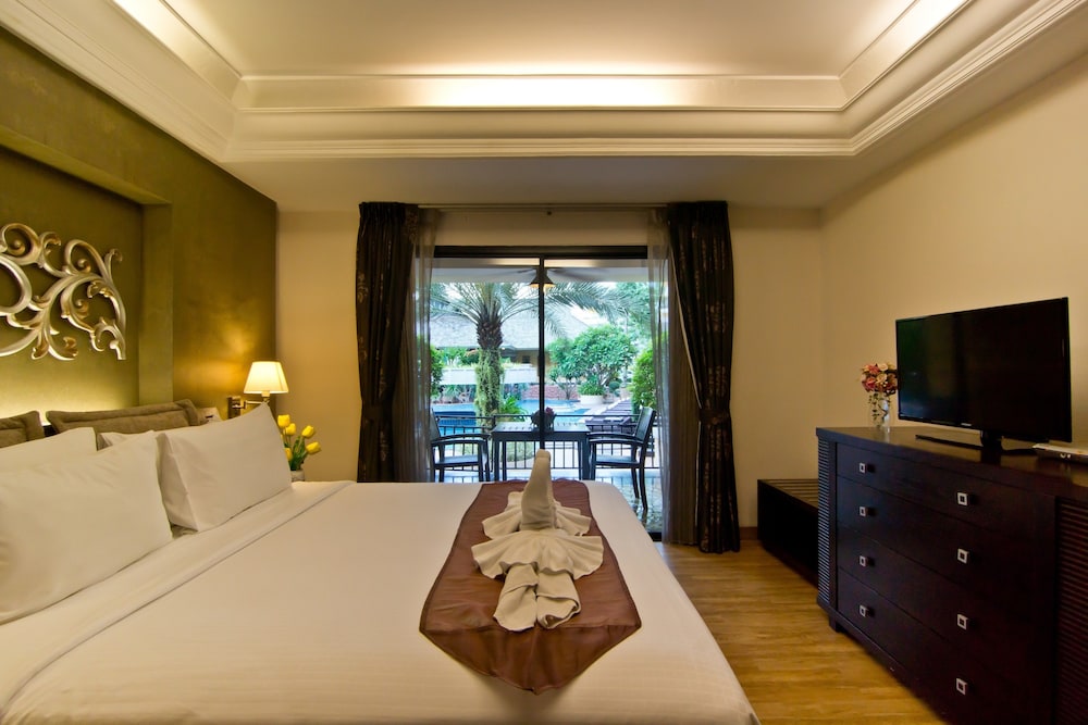 Deluxe, Twin Beds, Pool Access, Lk Mantra Pura Resort 2/5