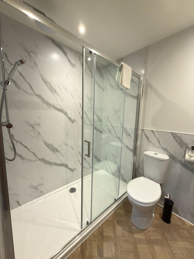 Craigmonie Hotel Inverness by Compass Hospitality 77/79