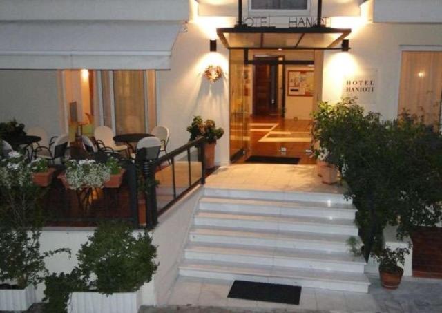 Hanioti Hotel 4/38
