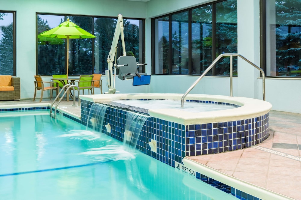 Hampton Inn Buffalo Airport/Galleria Mall in CHEEKTOWAGA - NY