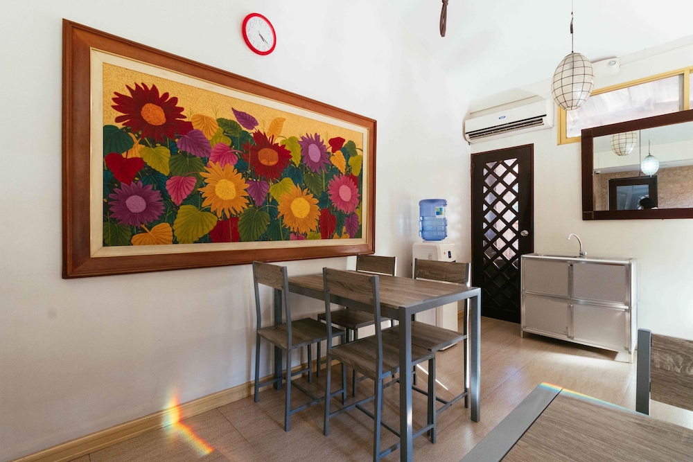 Reddoorz San Antonio Makati 39/49