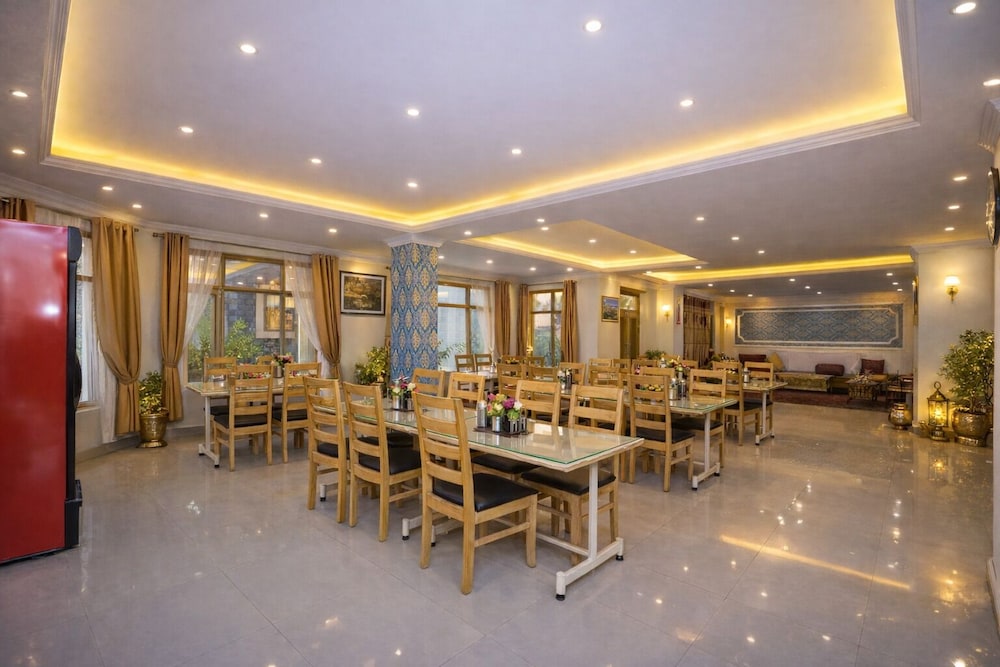 Royal Holiday Leh 29/43