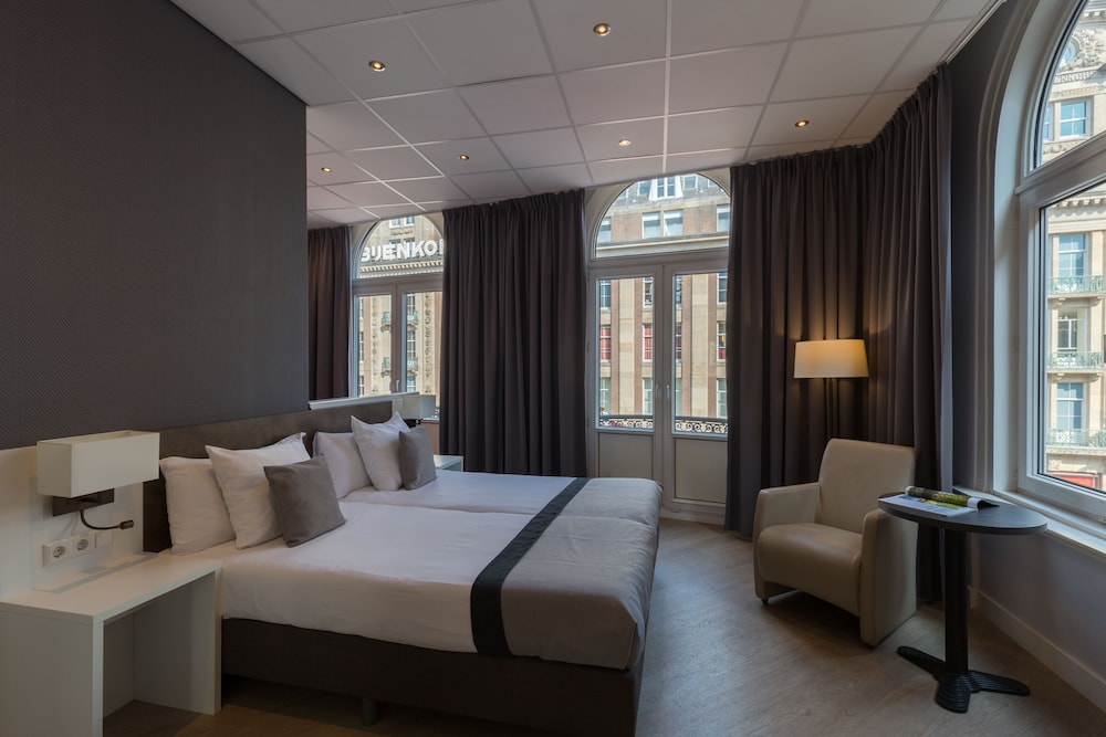 Hotel Amsterdam - De Roode Leeuw 10/59