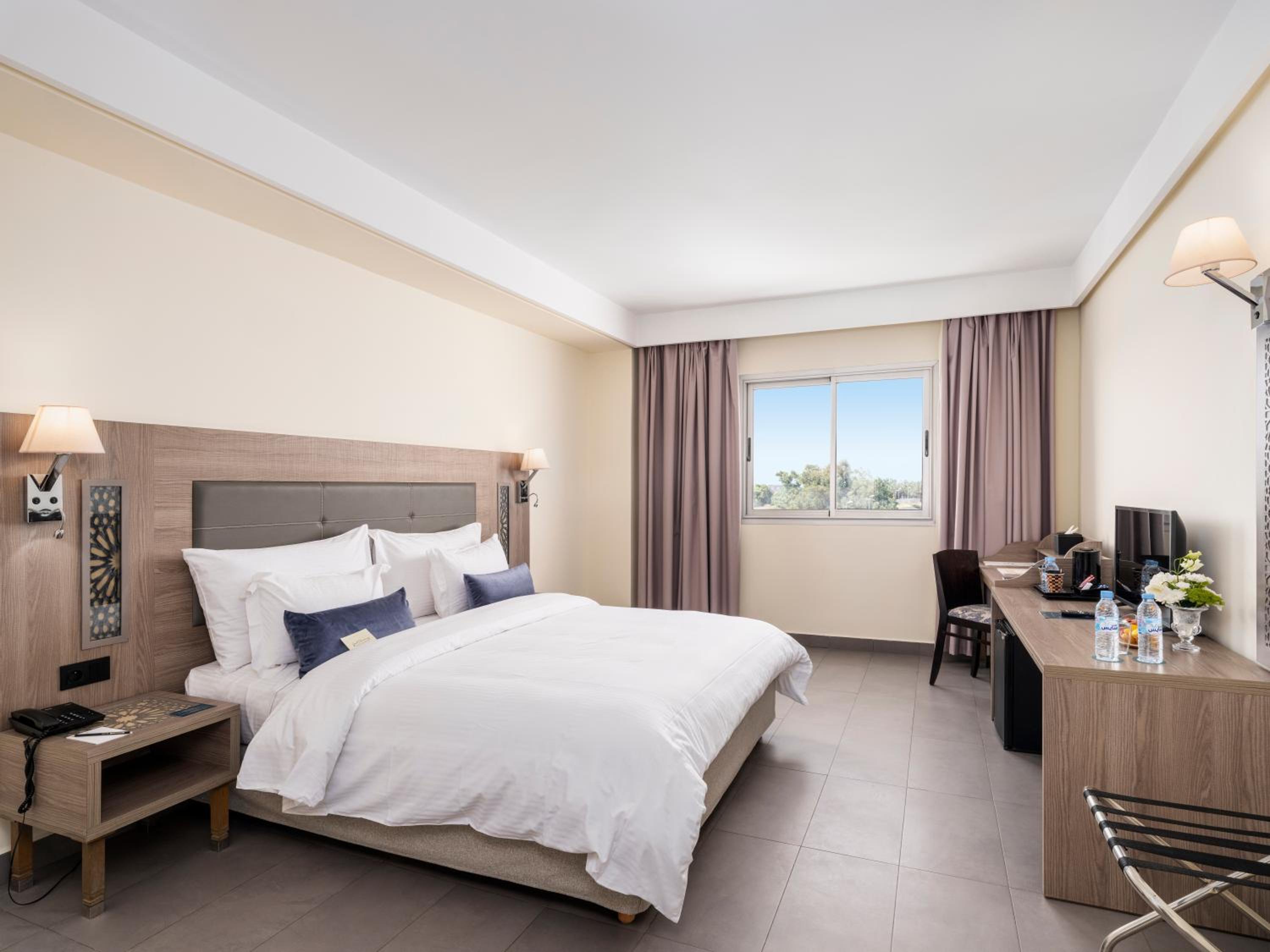 غرفة سوبيريور بسرير كوين، Sky Casa Airport Casablanca 2/2