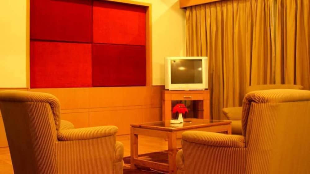 Quality Inn River Country 25/44
