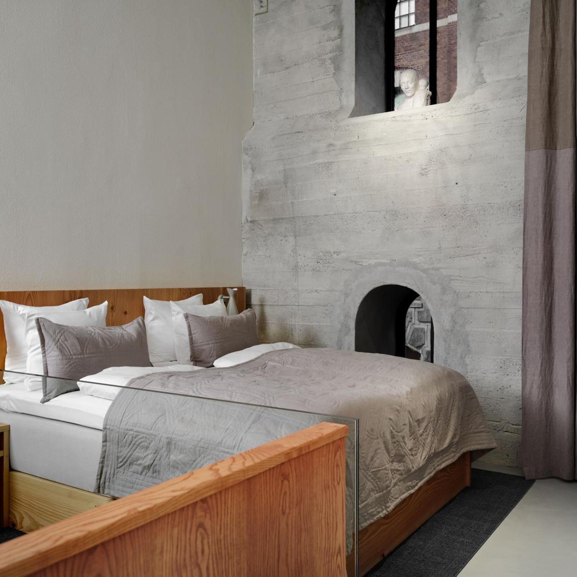 Heritage, Suite