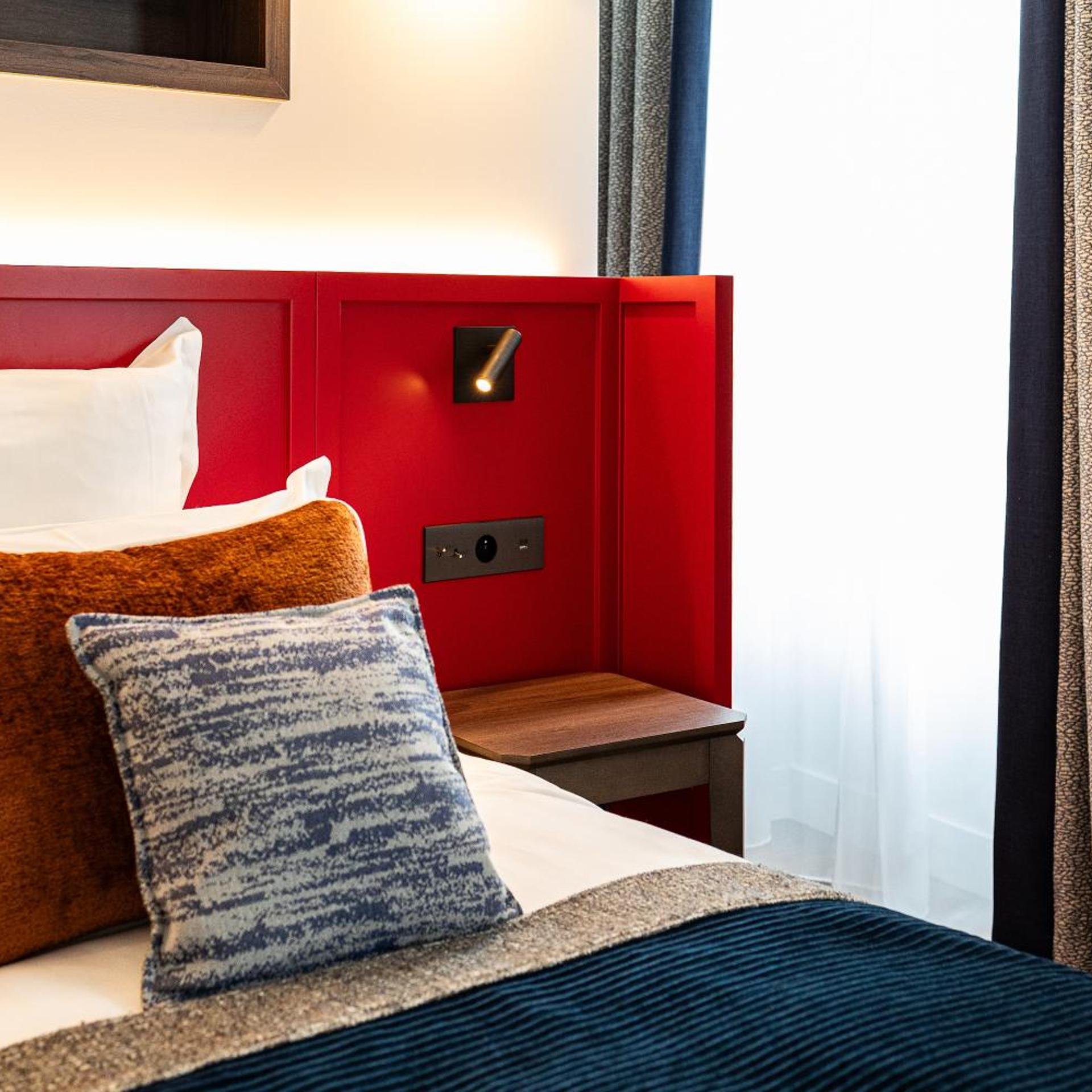 Historical, Suite