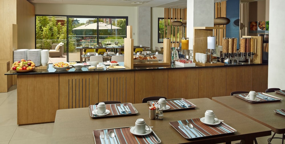 restaurant-cafeteria