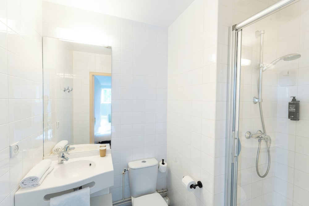 غرفة بسريرين منفصلين، Ibis Budget Le Mans Centre 10/10
