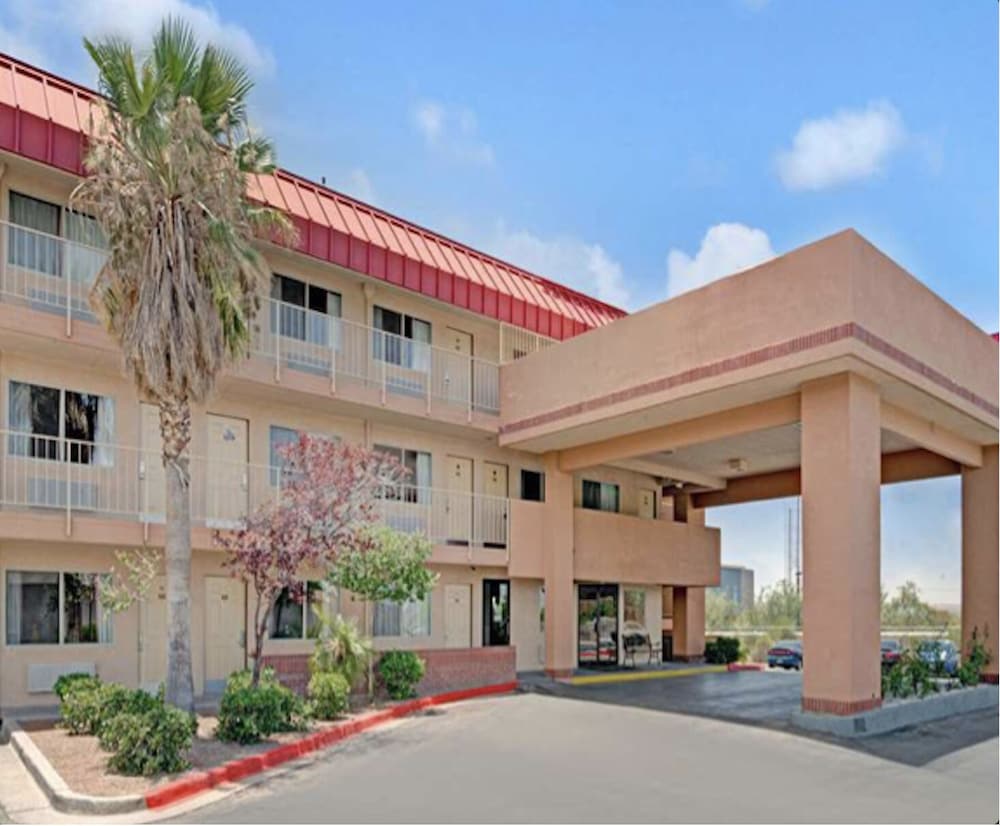 El Paso West Travelodge 10/14
