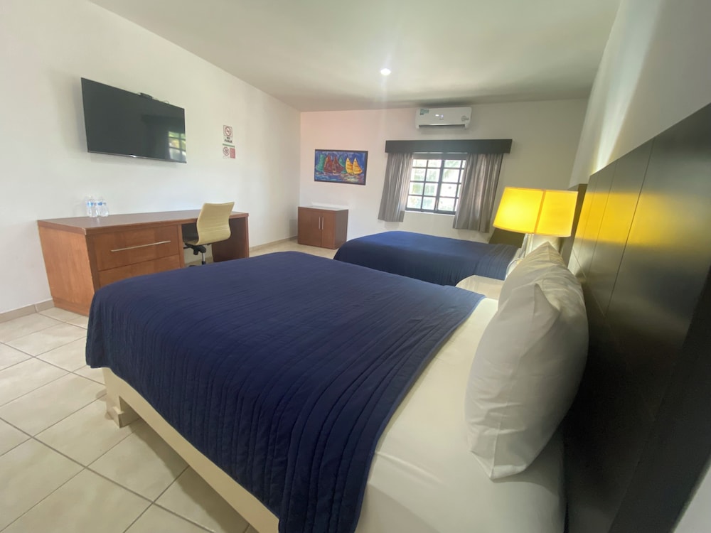 Hotel Marina Topolobampo 12/51