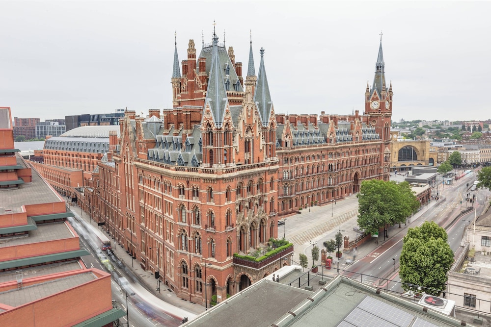 St. Pancras London, Autograph Collection 4/99