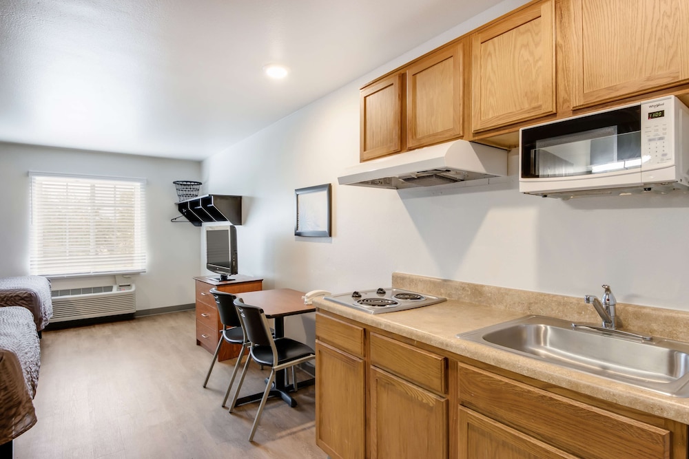 Extended Stay America Select Suites Lakeland 41/42
