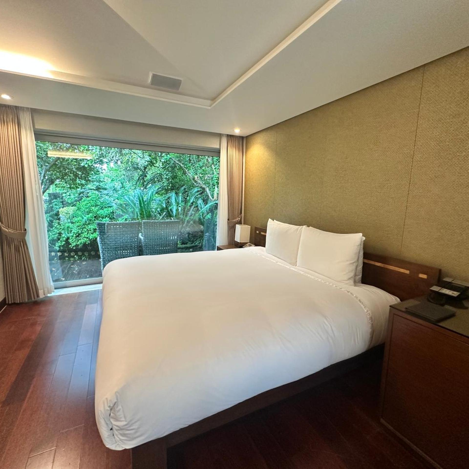 Pool, Sunset, Deluxe, Suite