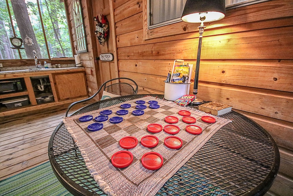 Cora s Cabins 24/50