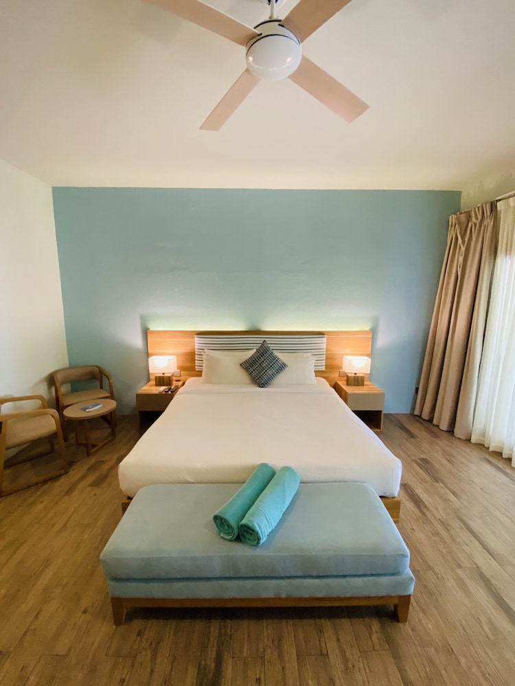 Rahaa Resort Maldives 11/50