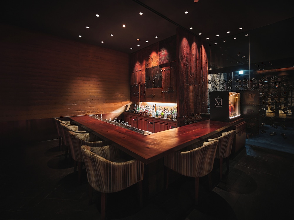 PARK HYATT SEOUL 10/76