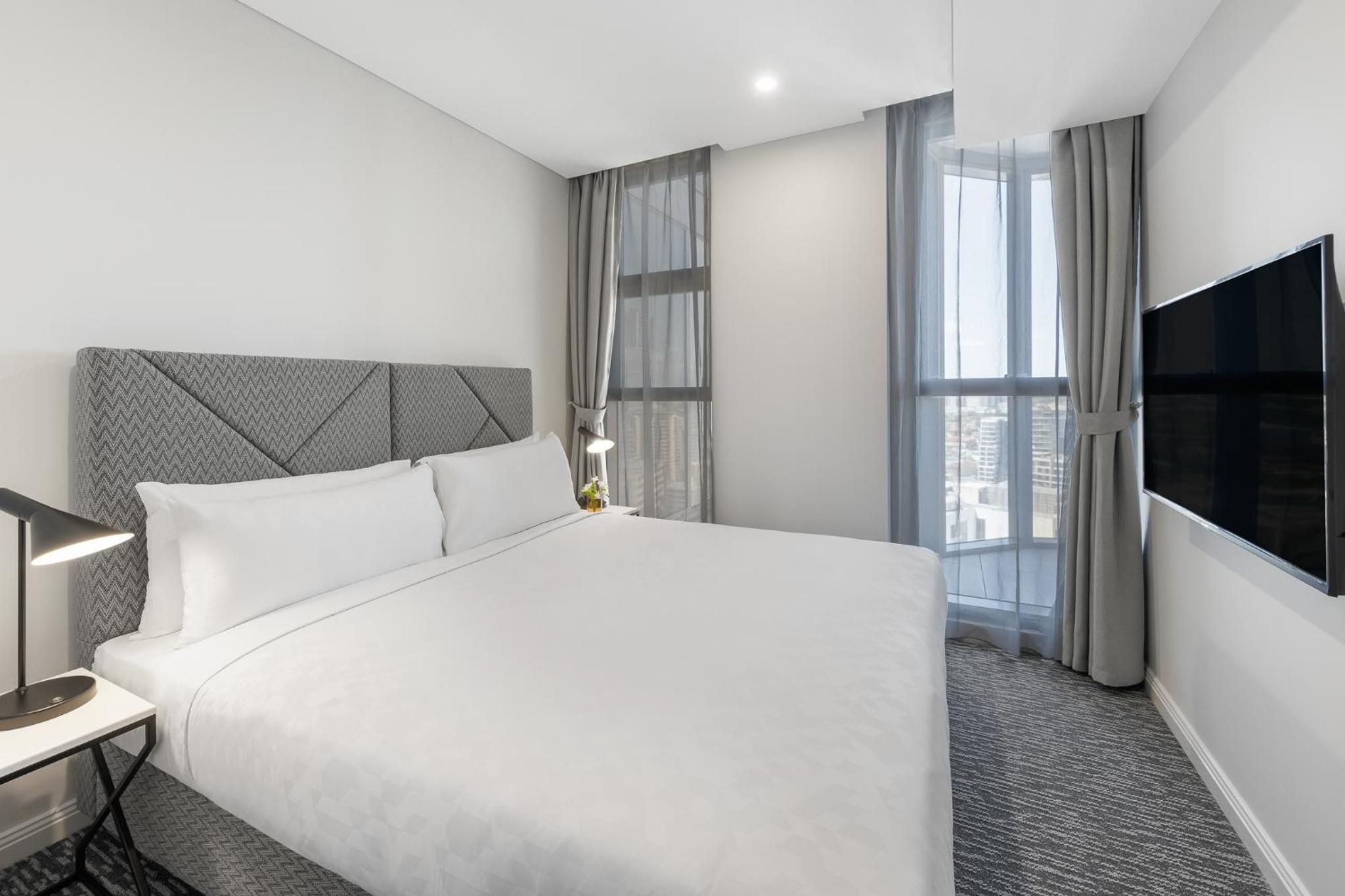 1 Bedroom, Mini, Suite, King Bed
