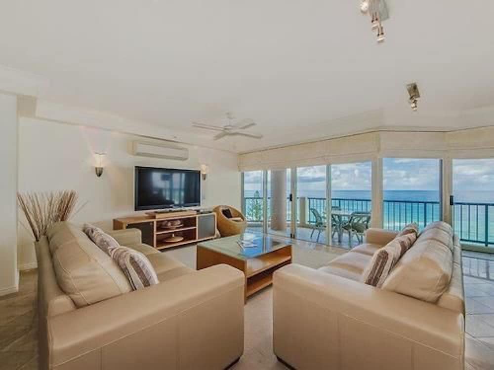 Oceana On Broadbeach 50/75