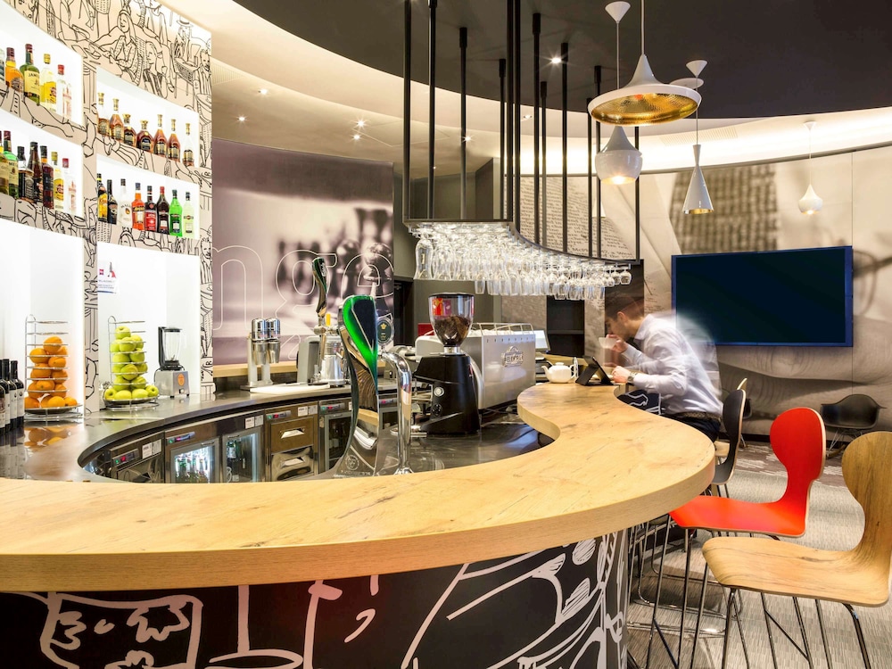 Ibis Yerevan Center 49/67
