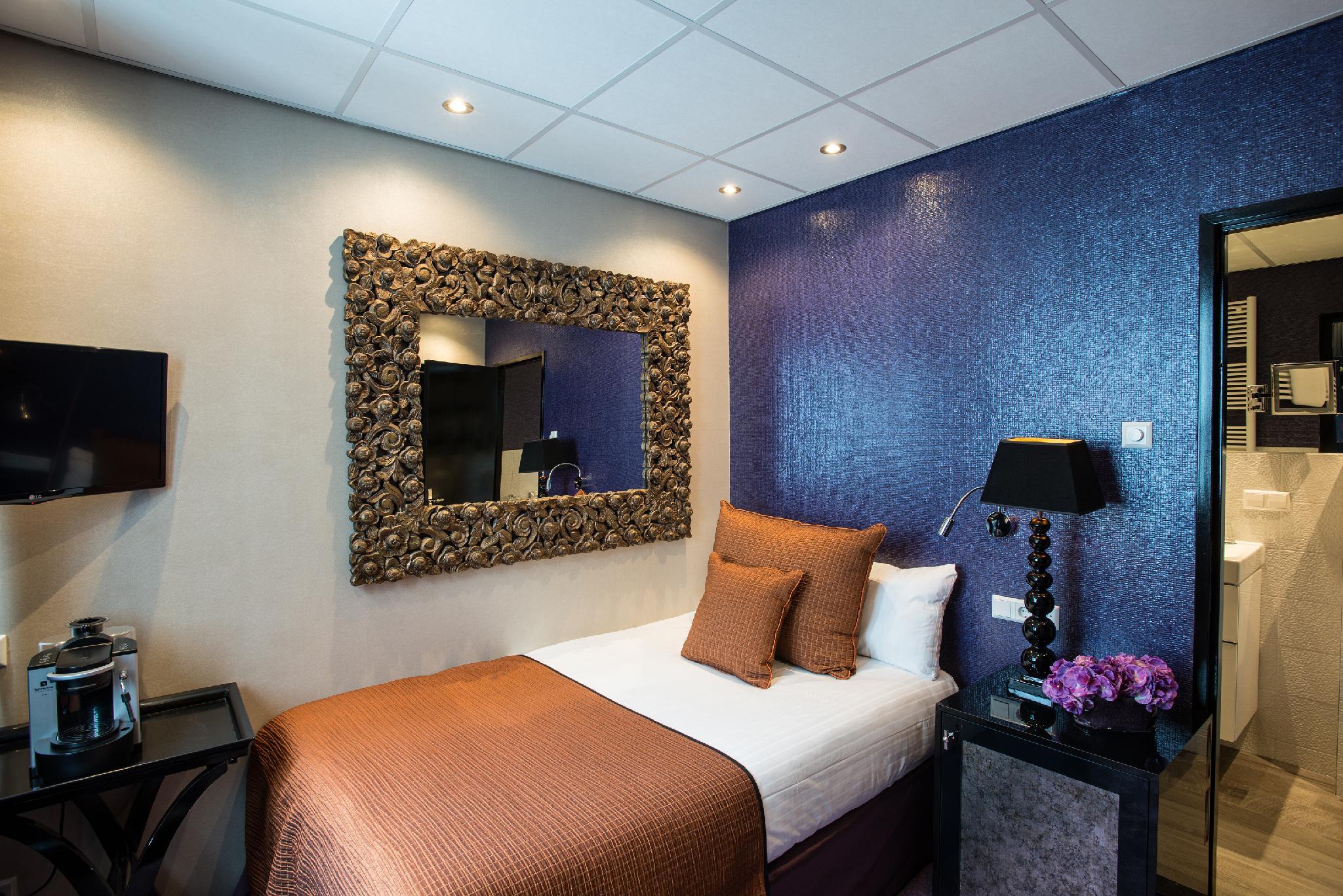 Room, Single