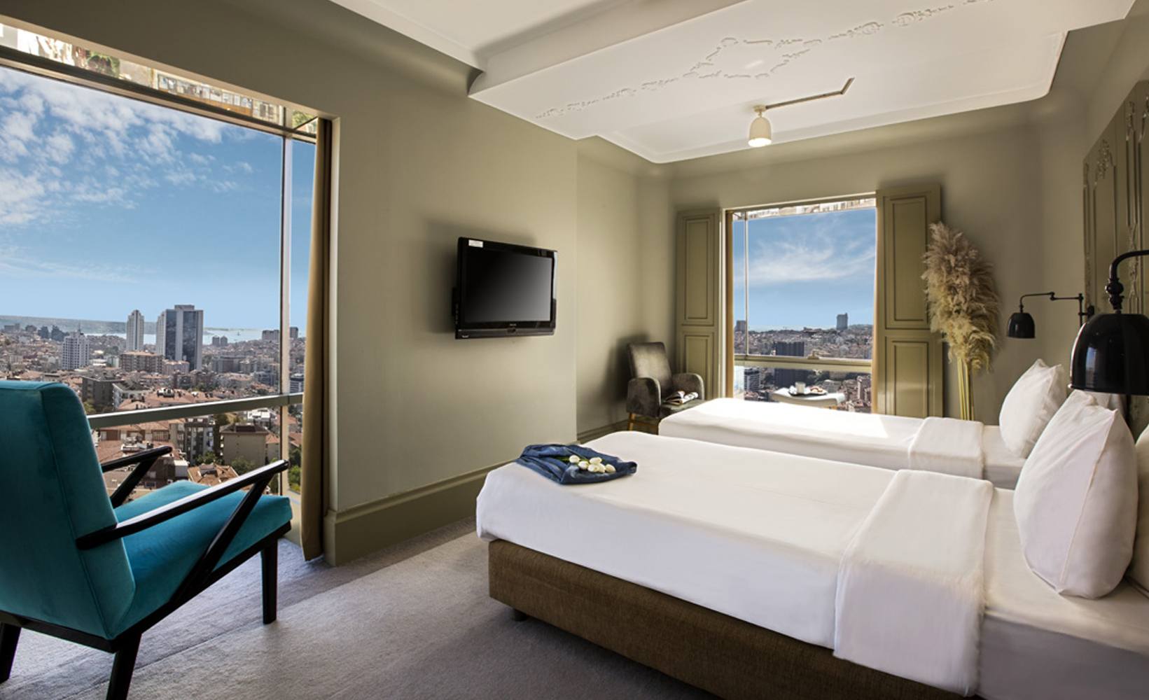 Room, Twin Beds, Sea View