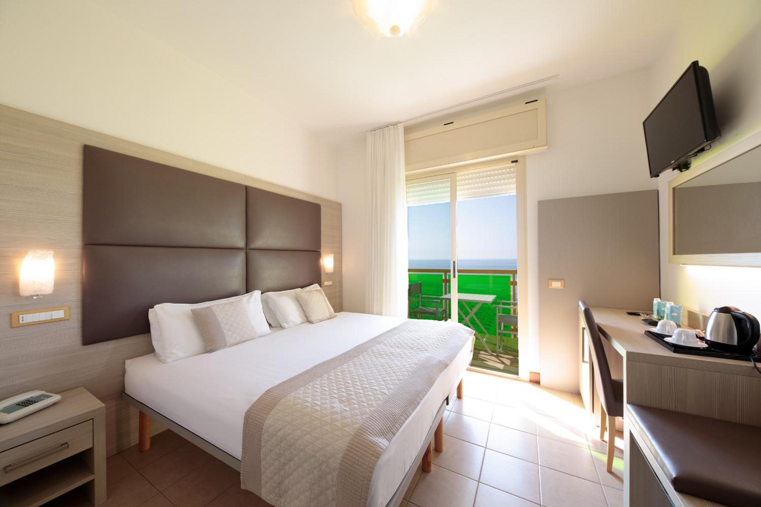 Room, Double Bed, Sea Front، Hotel Bristol 6/7