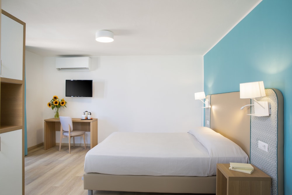 Lu Hotel Maladroxia 26/61