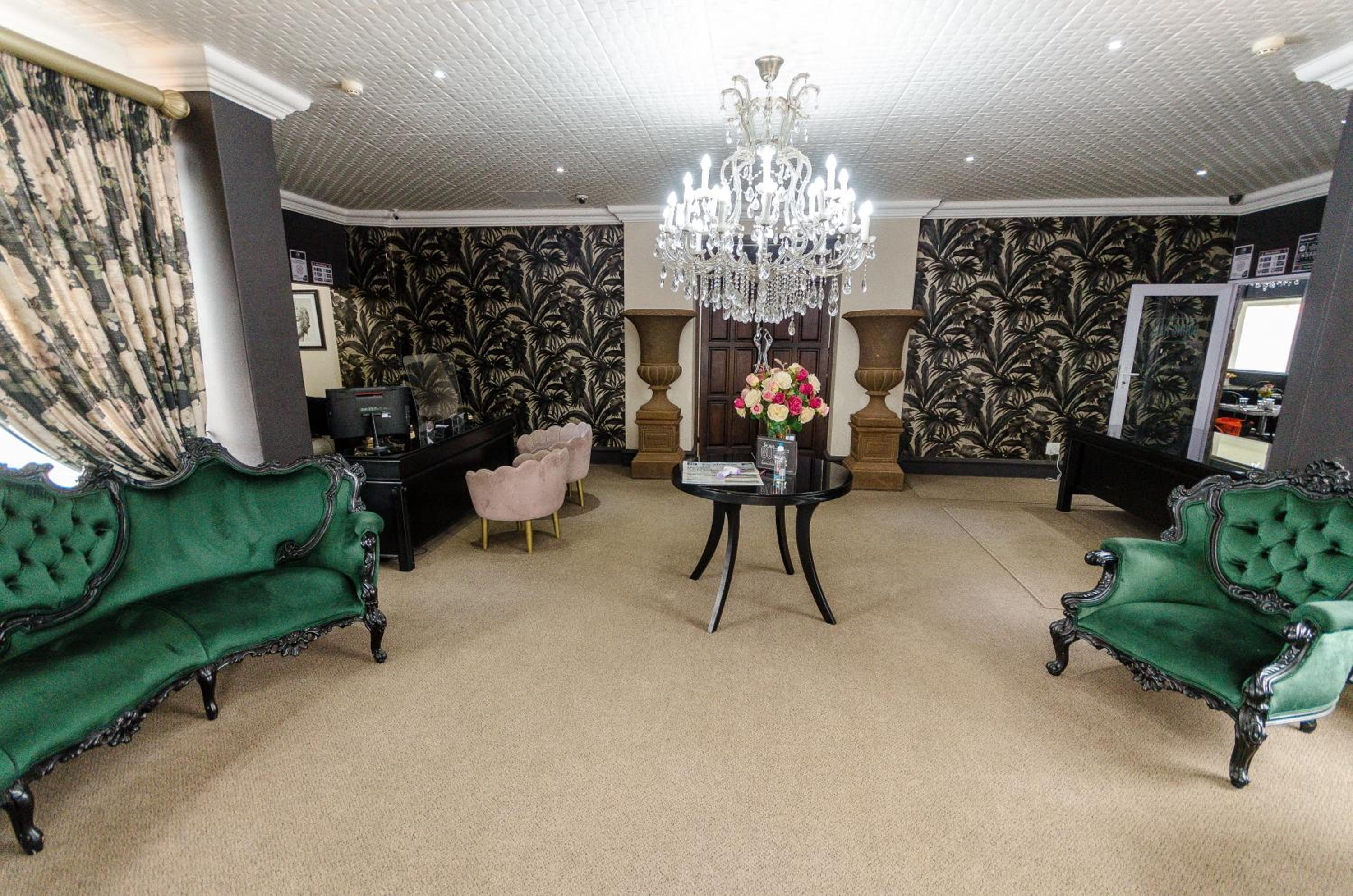 The Marilyn Boutique Hotel 30/50