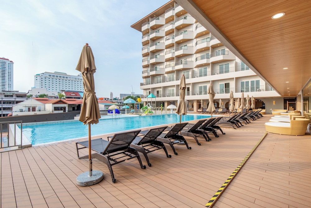 Jomtien Thani Hotel 59/62