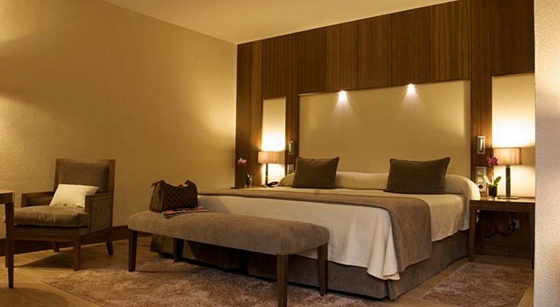Spa, Single, Double Bed