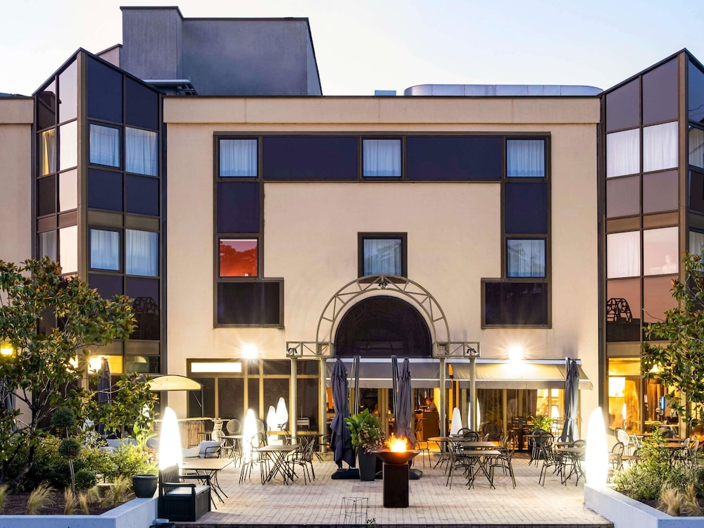MERCURE TOURS SUD 2/77