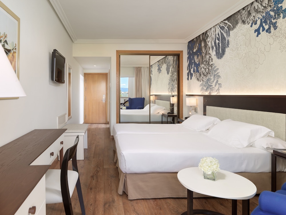 H10 Salauris Palace 25/77