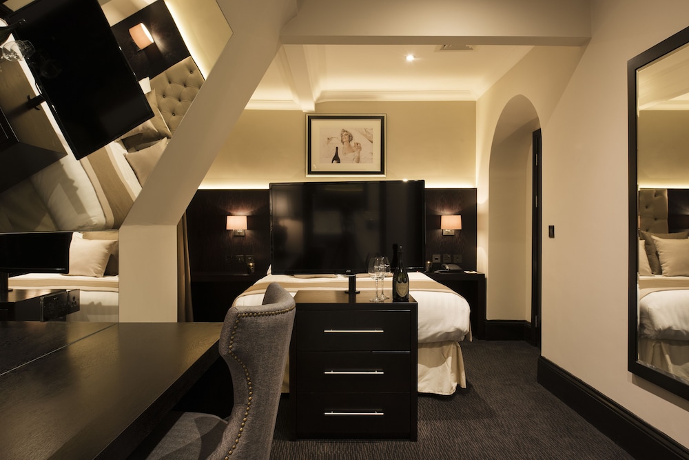 The Vermont Aparthotel 33/46