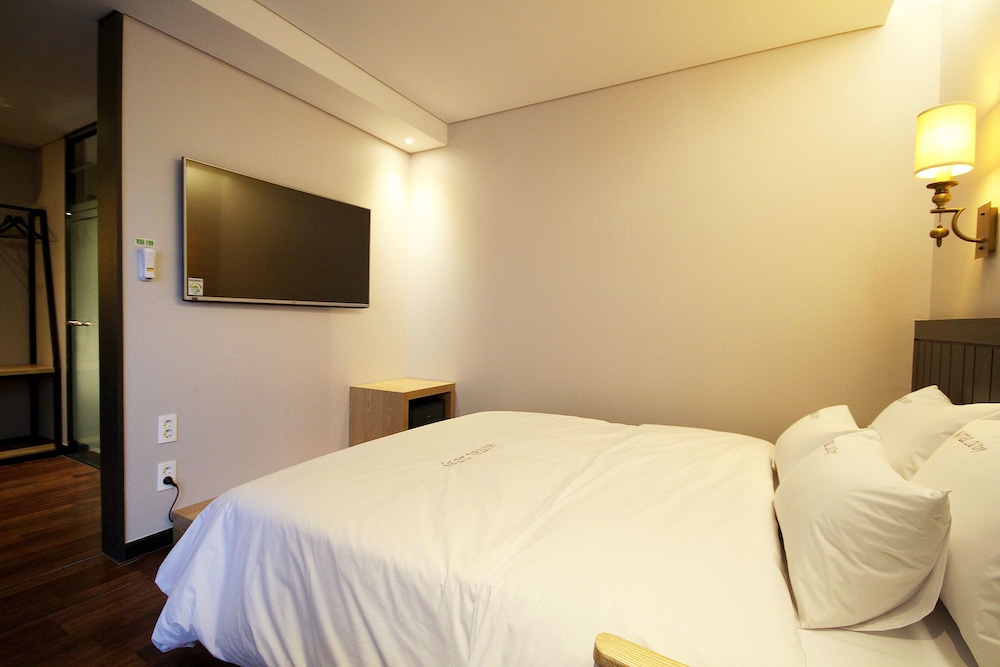 2Day Hotel 20/50