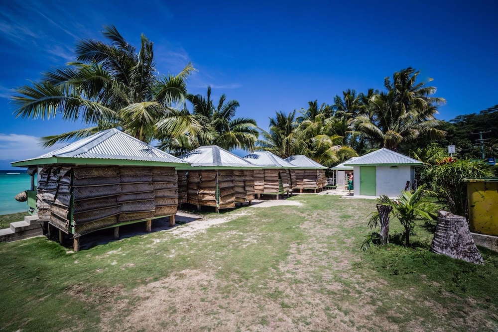 Tailua Beach Fale 20/29