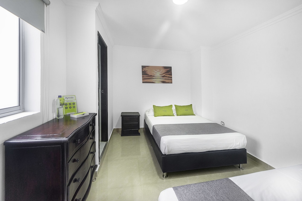Ayenda 1219 Park 6 16/25