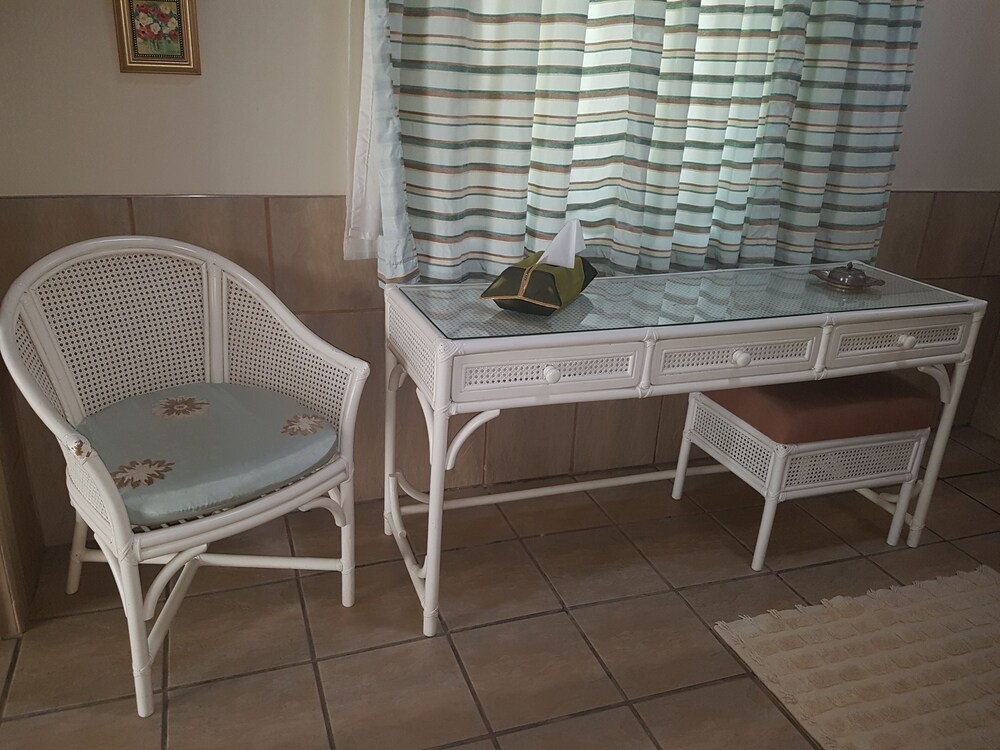 Steytlerville Villa Guest house 23/39