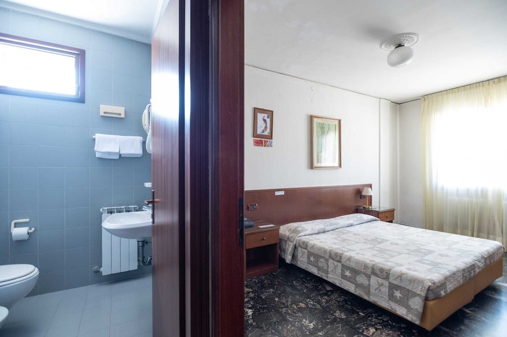 Hotel Caldin's 25/65