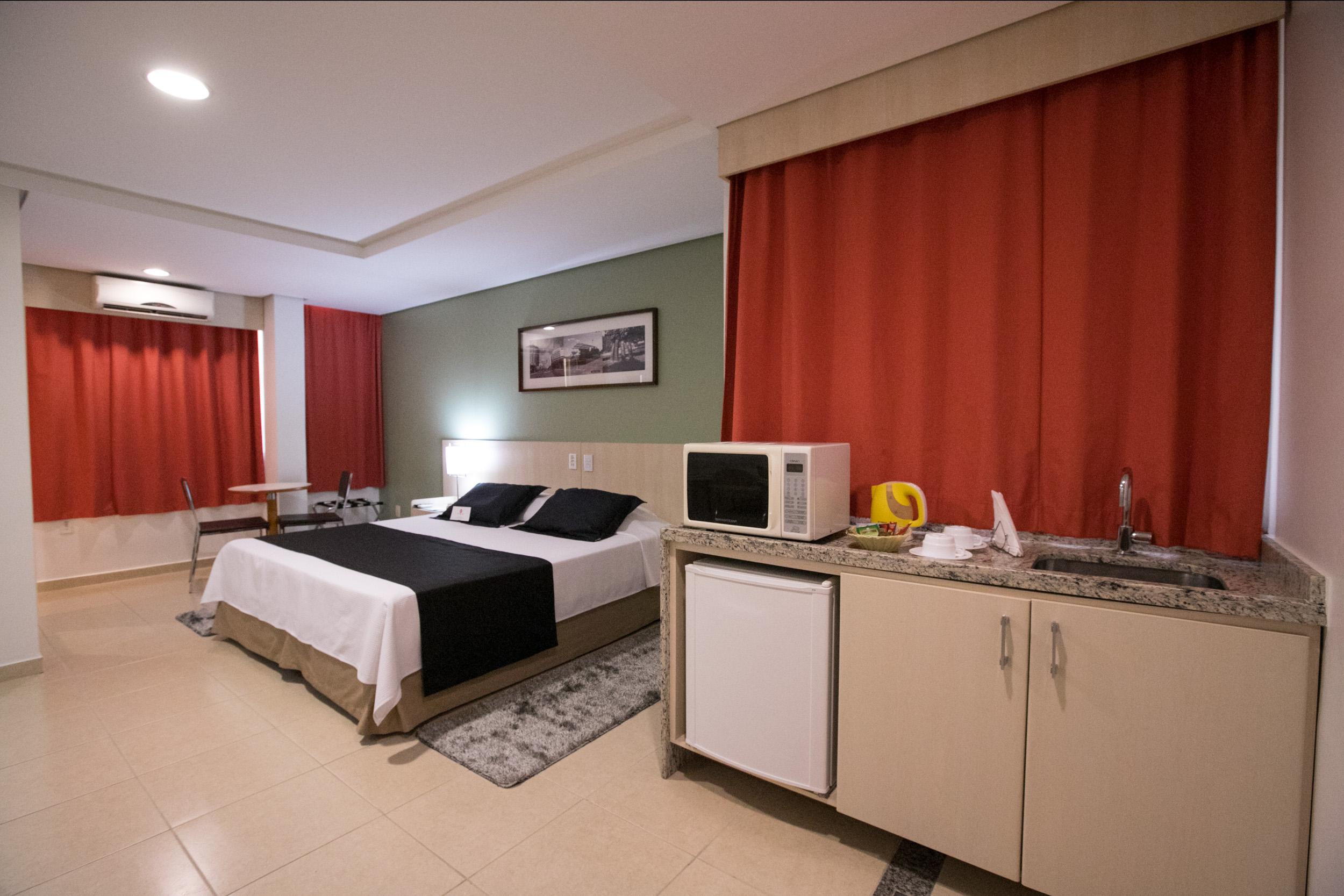 Master, Apartment
