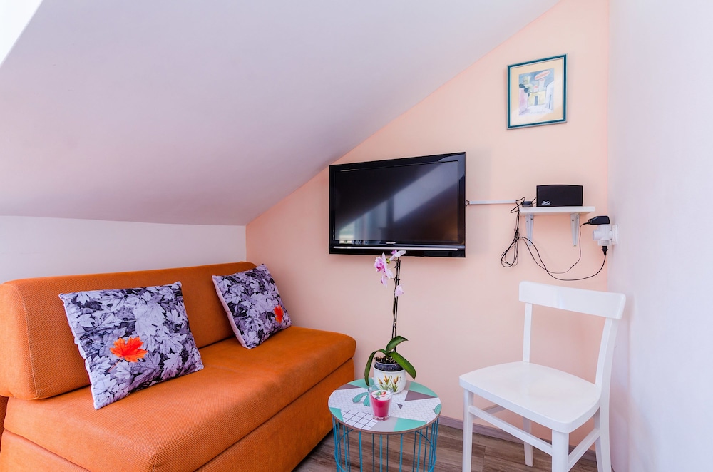 Guest House Avdic 19/41