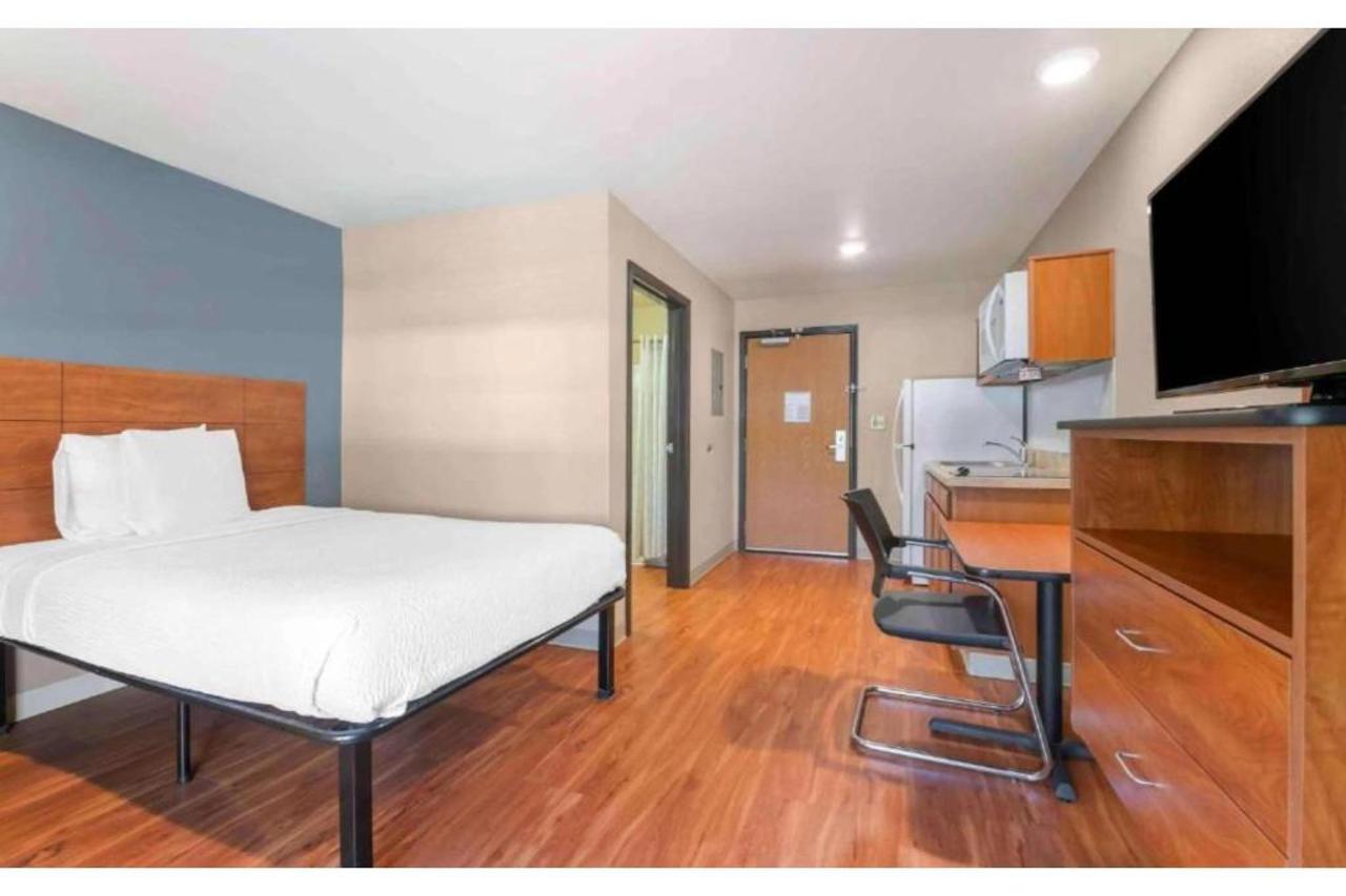 Room at Motel6 Suites Oklahoma City Norman OK, NORMAN - OK