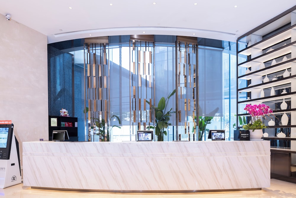 HYATT HOUSE SHANGHAI HONGQIAO CBD 7/66