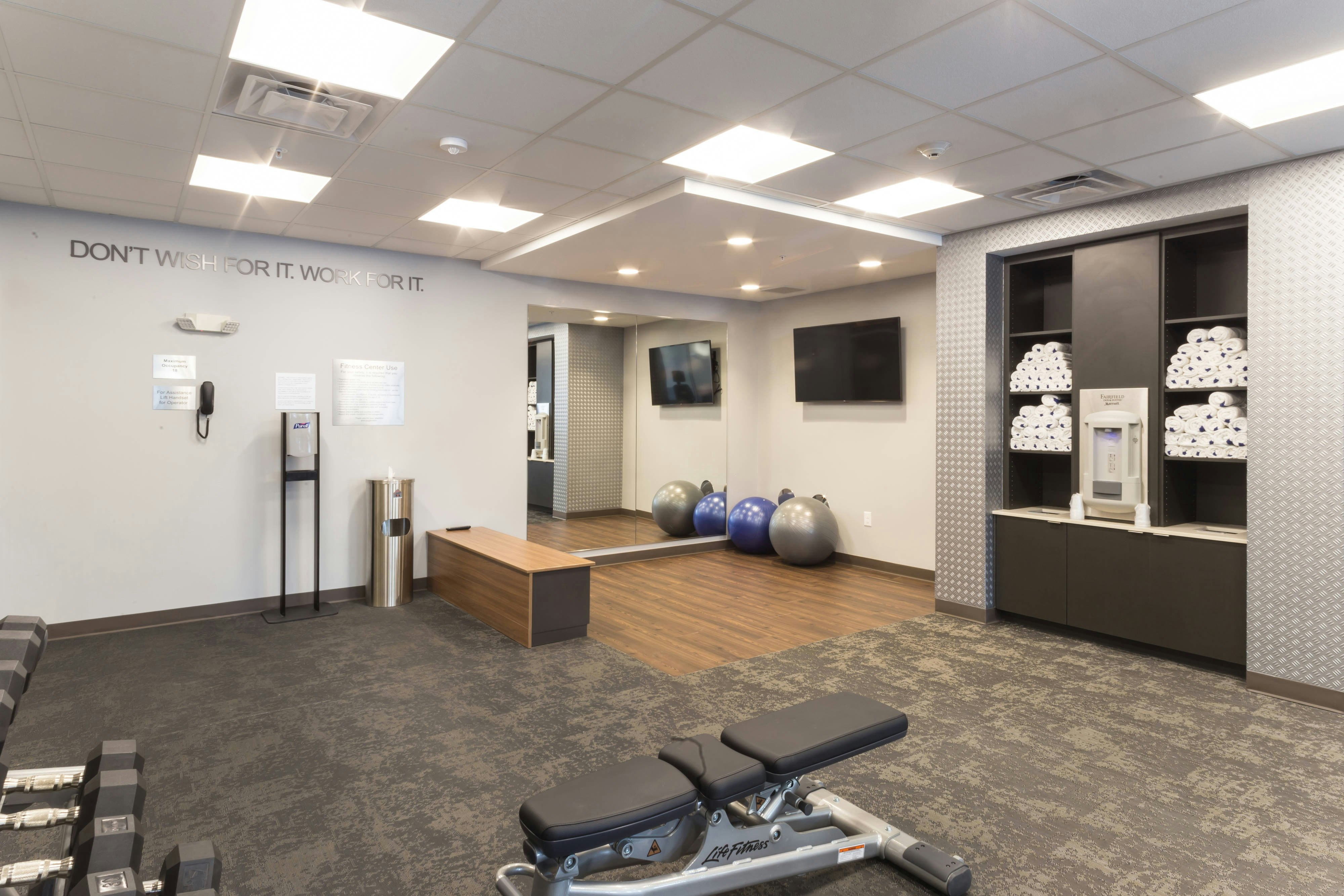 Fairfield Inn & Suites By Marriott Northfield 19/34