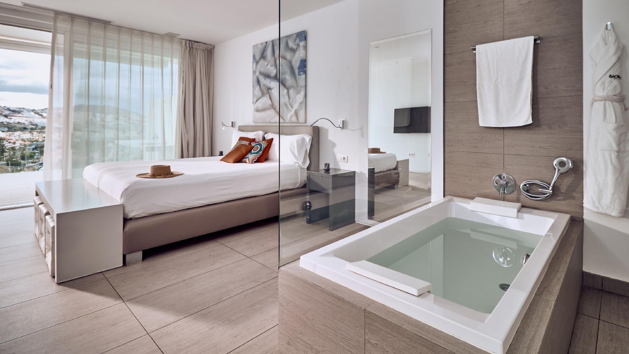 Serenity, 2 Bedrooms, Grand, Luxury, Suite, Queen Bed, Sea View