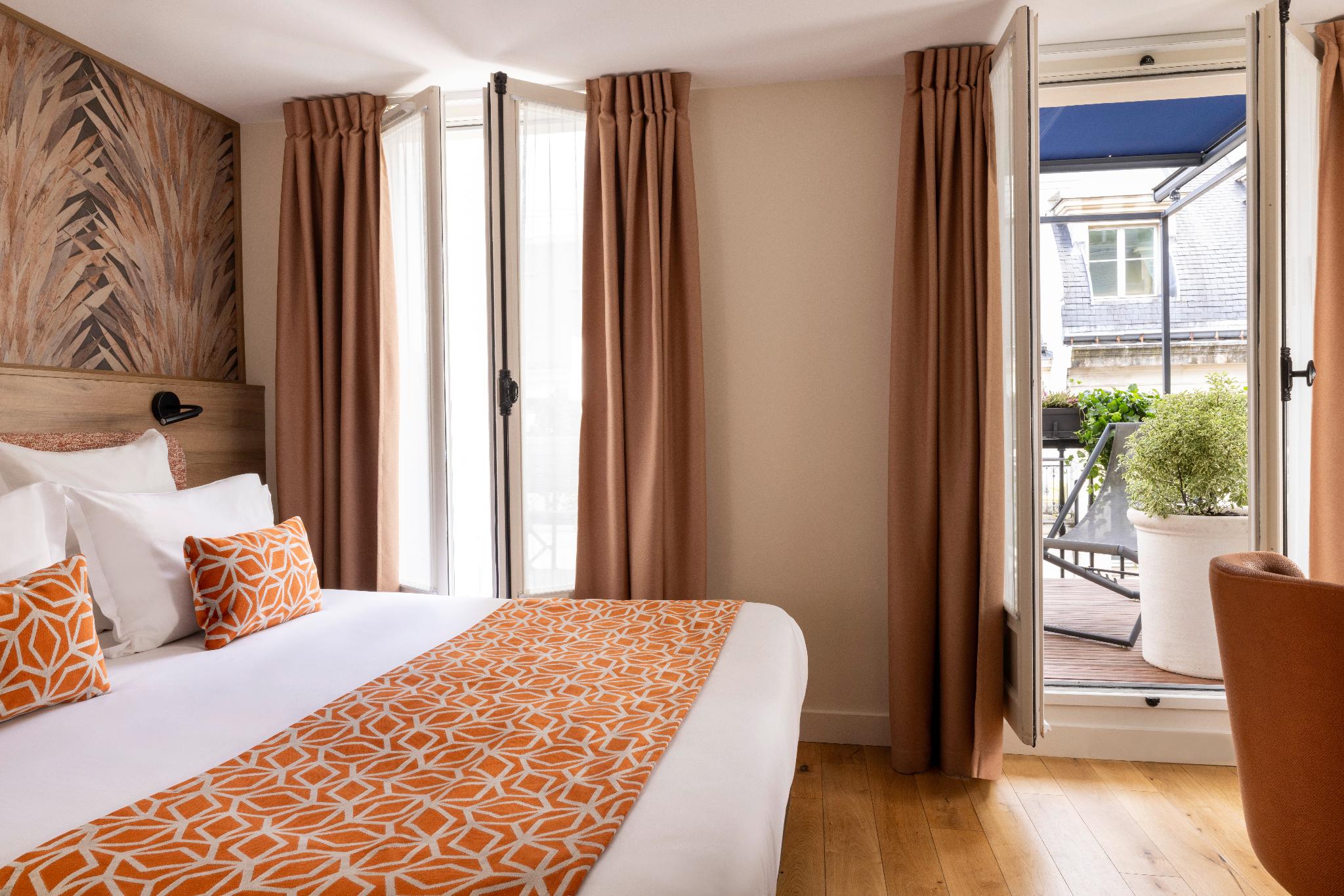 Deluxe, Suite
