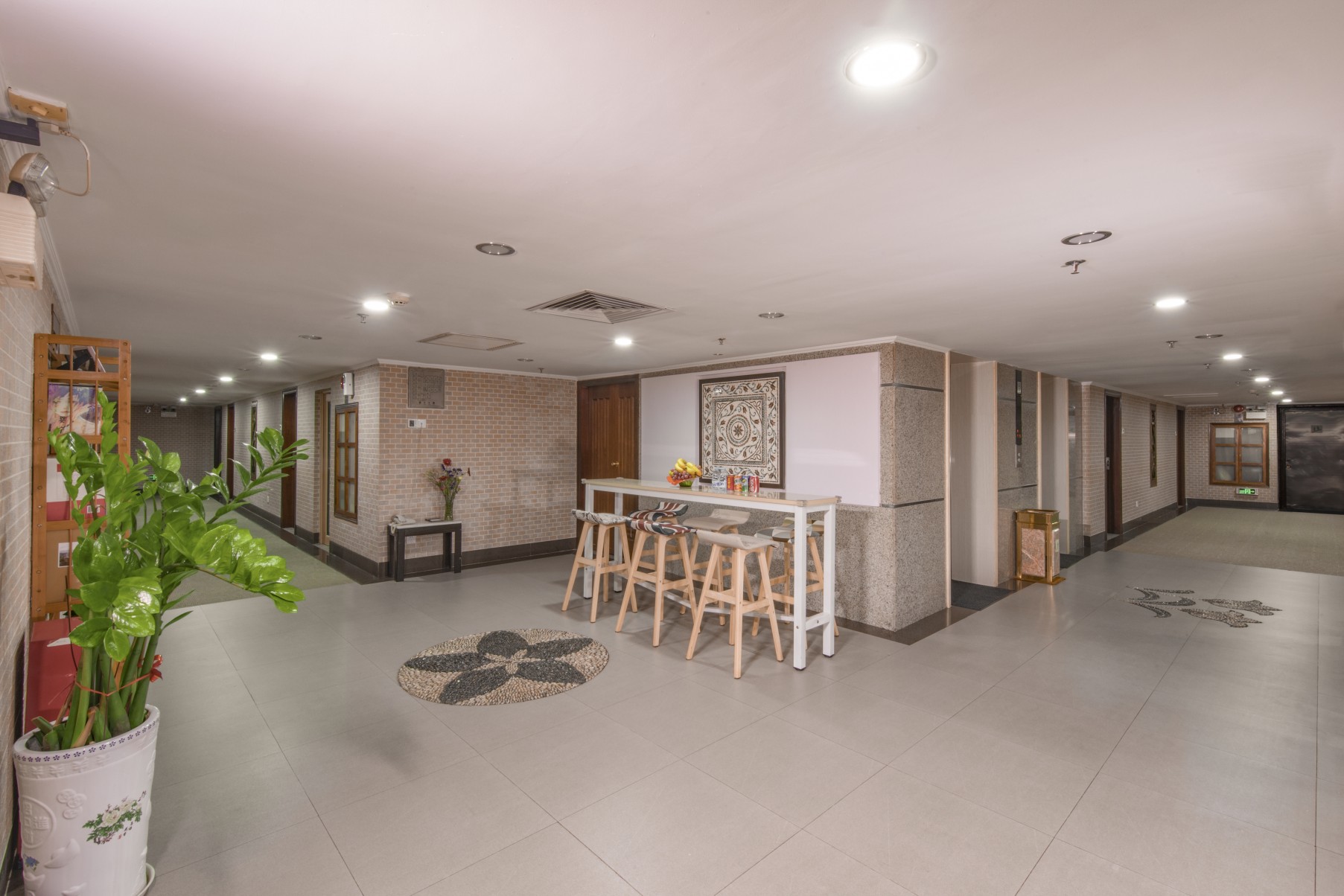 Zhuhai Special Economic Zone Hotel 4/23