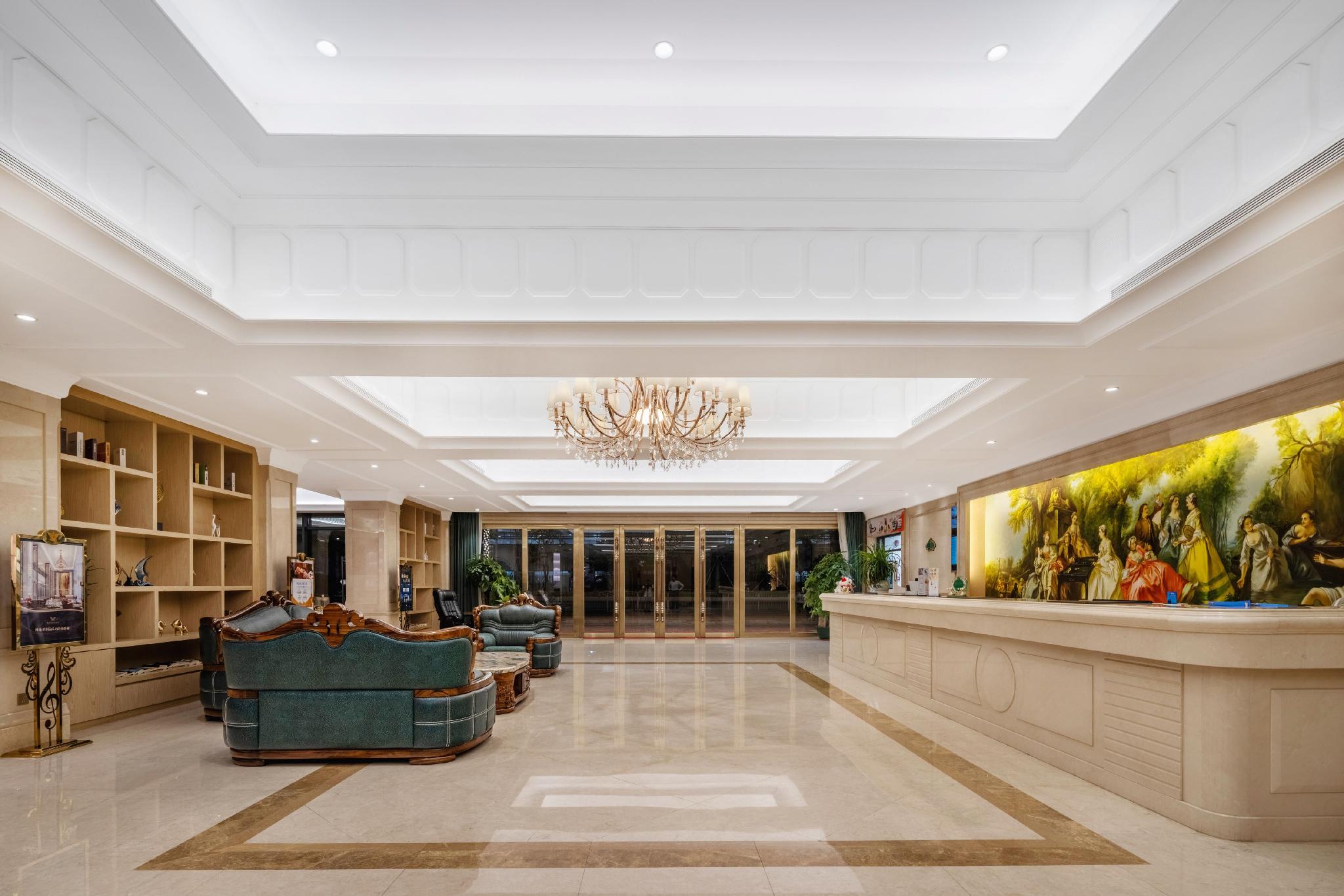 Vienna International Hotel (Shenzhen Huizhanwan Center) 8/50