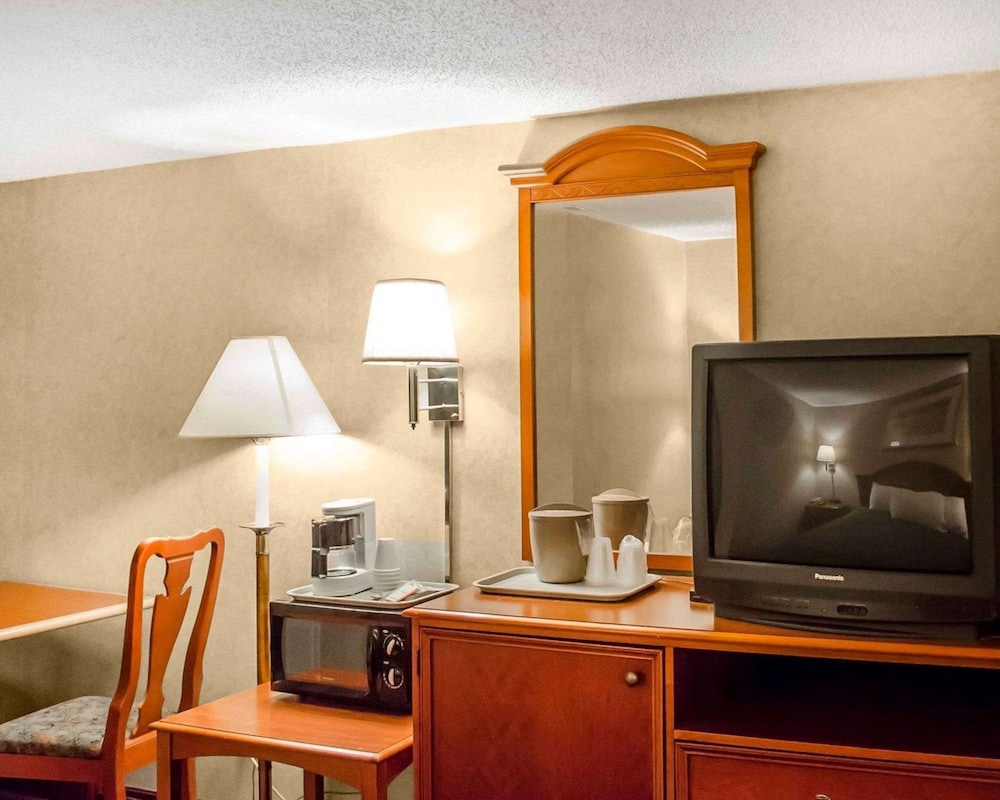 Rodeway Inn Dillsburg, PA 38/45