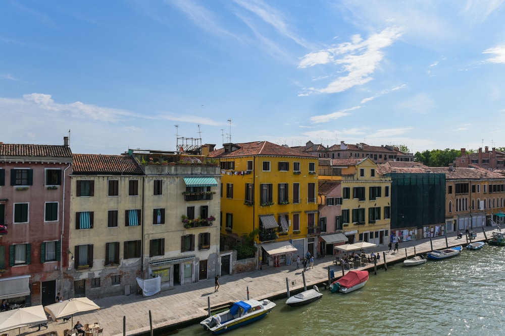 Palazzo Cendon 50/55